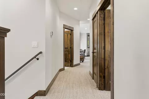 Entry Way - 56239 Sable Rock Loop #289, Bend, OR 97707 photo 10 of 11