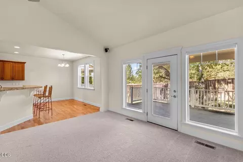 Living - 1151 Arrowhead Trl, Eagle Point, OR 97524 photo 1 of 3