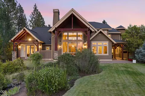 Exterior - 20100 Starfire Ridge Ct, Bend, OR 97702 photo 2 of 11