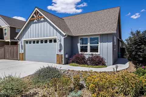 4319 SW Coyote Ave, Redmond, OR 97756