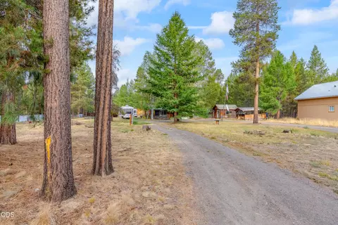 Exterior - 52555 Center Dr, La Pine, OR 97739 photo 8 of 8