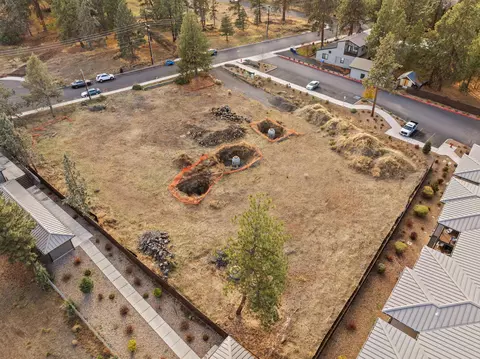 20192 Reed Ln, Bend, OR 97702 photo 3