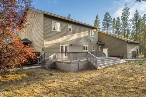 Exterior - 17040 Kasserman Dr, Bend, OR 97707 photo 8 of 13