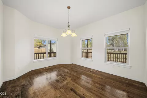 Dining - 17040 Kasserman Dr, Bend, OR 97707 photo 1 of 1