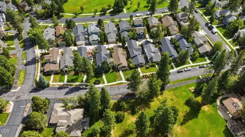 View/Area - 61574 Devils Lake Dr, Bend, OR 97702 photo 1 of 5
