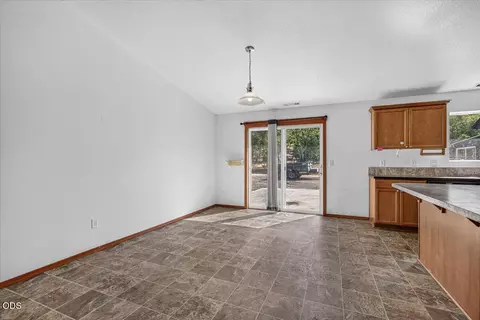 Dining - 13021 E Antelope Rd, Eagle Point, OR 97524 photo 1 of 1