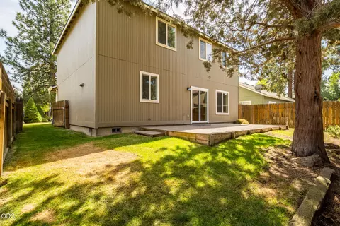 Exterior - 63337 NW Lavacrest St, Bend, OR 97703 photo 4 of 8