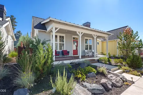 Exterior - 2765 NW High Lakes Loop, Bend, OR 97703 photo 3 of 13