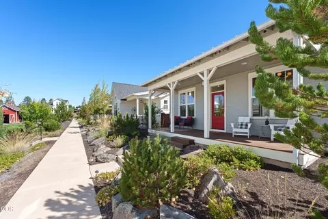 Exterior - 2765 NW High Lakes Loop, Bend, OR 97703 photo 4 of 13