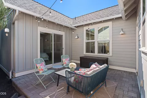 Exterior - 2765 NW High Lakes Loop, Bend, OR 97703 photo 5 of 13