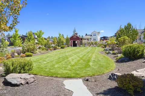 Exterior - 2765 NW High Lakes Loop, Bend, OR 97703 photo 11 of 13