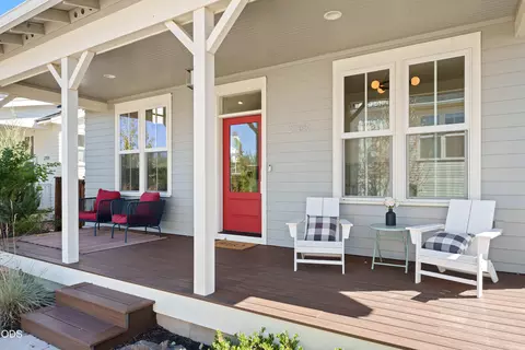 Exterior - 2765 NW High Lakes Loop, Bend, OR 97703 photo 2 of 13