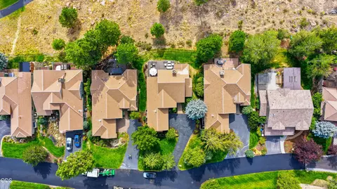 View/Area - 61927 Fall Creek Loop, Bend, OR 97702 photo 1 of 4