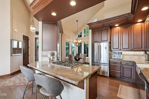 Kitchen - 61927 Fall Creek Loop, Bend, OR 97702 photo 1 of 3
