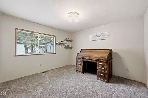 Other - 61171 Chuckanut Dr, Bend, OR 97702 photo 4 of 7