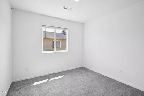 Bedroom - 16640 Memorial Ln, La Pine, OR 97739 photo 5 of 12