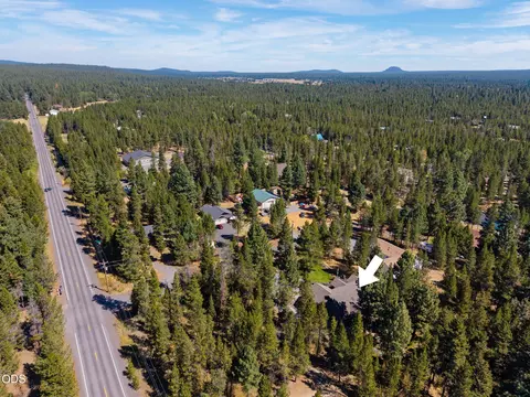 View/Area - 17035 Glendale Rd, Bend, OR 97707 photo 4 of 4