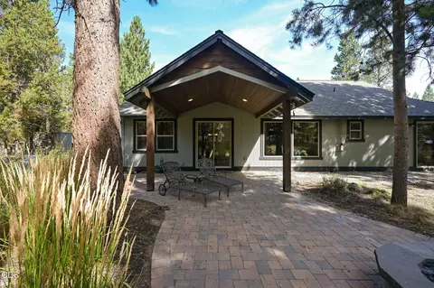 Exterior - 17035 Glendale Rd, Bend, OR 97707 photo 10 of 14