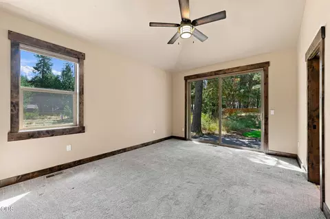 Bedroom - 17035 Glendale Rd, Bend, OR 97707 photo 5 of 5
