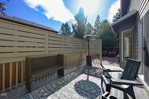 Exterior - 19976 Heron Loop, Bend, OR 97702 photo 7 of 11