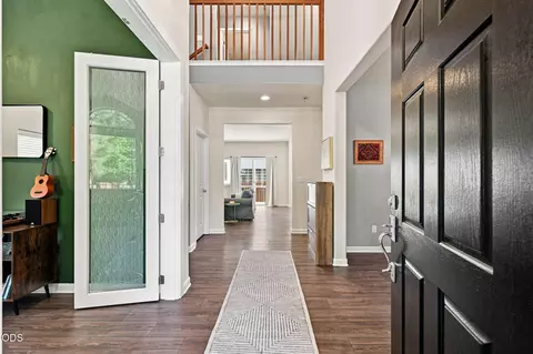 Entry Way - 19976 Heron Loop, Bend, OR 97702 photo 1 of 10