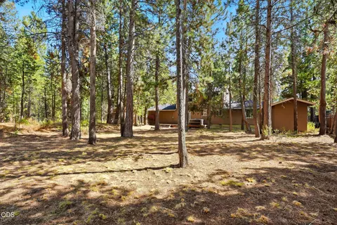 Exterior - 16970 Quartz Hill Rd, Bend, OR 97707 photo 10 of 11