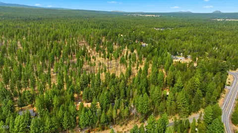 View/Area - 16970 Quartz Hill Rd, Bend, OR 97707 photo 6 of 7