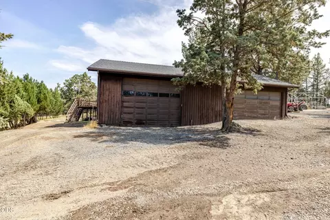 Exterior - 19411 Dayton Rd, Bend, OR 97703 photo 1 of 5