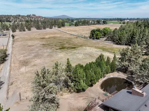 View/Area - 19411 Dayton Rd, Bend, OR 97703 photo 5 of 6