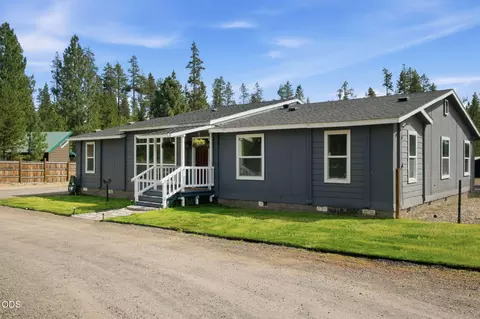 Exterior - 52618 Rainbow Dr, La Pine, OR 97739 photo 1 of 10