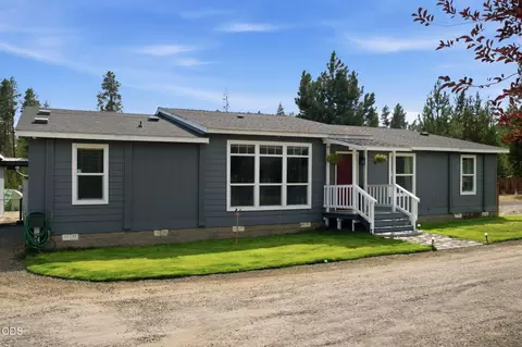 Exterior - 52618 Rainbow Dr, La Pine, OR 97739 photo 2 of 10