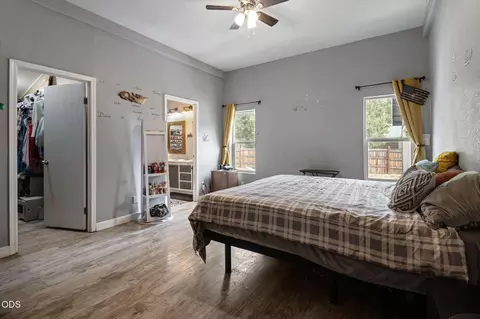 Bedroom - 52618 Rainbow Dr, La Pine, OR 97739 photo 1 of 3