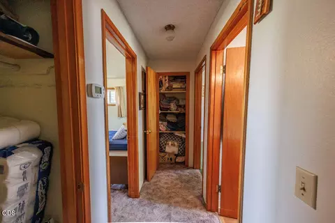 Entry Way - 2941 Sylvia Rd, Central Point, OR 97502 photo 1 of 1