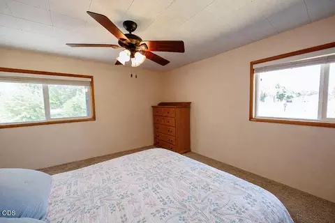 Bedroom - 2941 Sylvia Rd, Central Point, OR 97502 photo 2 of 6