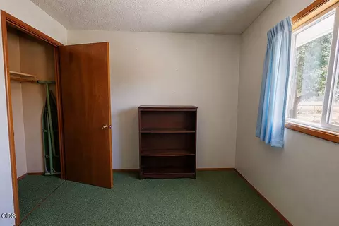 Bedroom - 2941 Sylvia Rd, Central Point, OR 97502 photo 6 of 6
