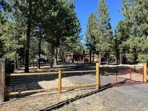 Exterior - 1671 Hackett Dr, La Pine, OR 97739 photo 9 of 15