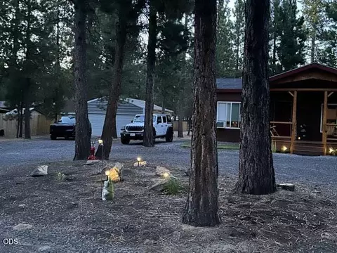 Exterior - 1671 Hackett Dr, La Pine, OR 97739 photo 2 of 15