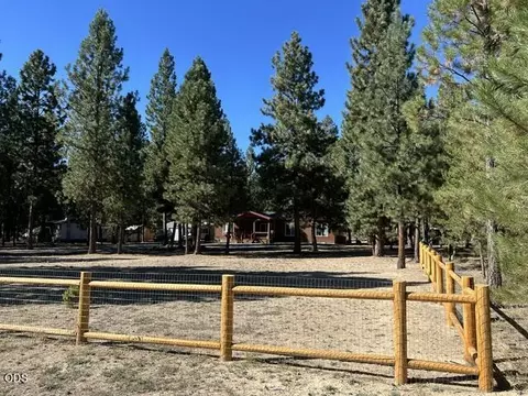 Exterior - 1671 Hackett Dr, La Pine, OR 97739 photo 11 of 15