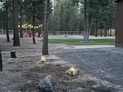 Exterior - 1671 Hackett Dr, La Pine, OR 97739 photo 7 of 15