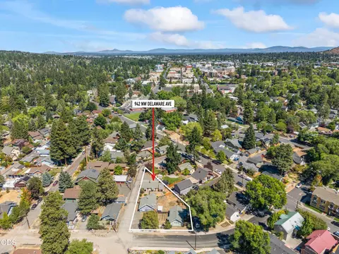 View/Area - Undisclosed, Bend, OR 97703 photo 8 of 11