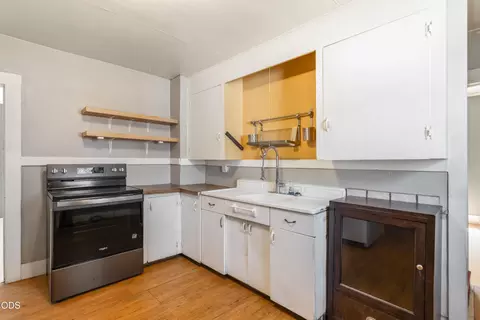 Kitchen - Undisclosed, Bend, OR 97703 photo 2 of 4