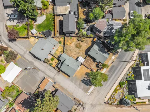 View/Area - Undisclosed, Bend, OR 97703 photo 5 of 11