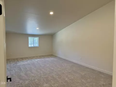 Bedroom - 9004 Split Rail Rd #0, La Pine, OR 97739 photo 1 of 6