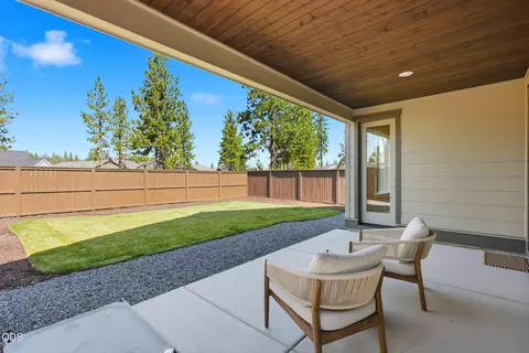 Exterior - 3030 NW Celilo Ln, Bend, OR 97703 photo 3 of 5
