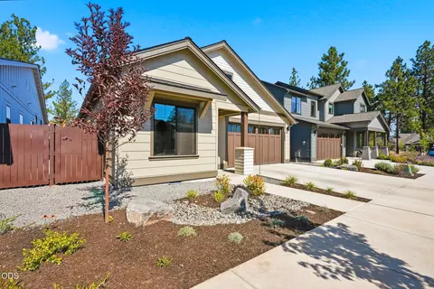 Exterior - 3030 NW Celilo Ln, Bend, OR 97703 photo 2 of 5