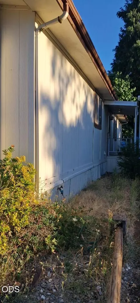 222 Ollis Rd, Cave Junction, OR 97523 photo 7