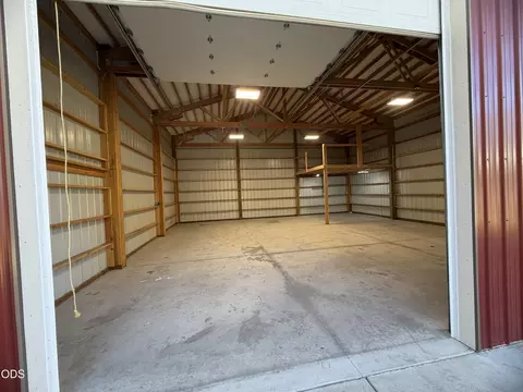 16829 Brenda Dr, Bend, OR 97707 photo 7