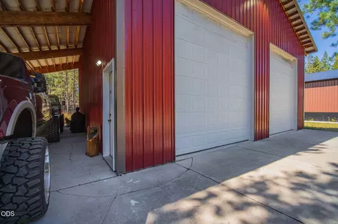 16829 Brenda Dr, Bend, OR 97707 photo 6