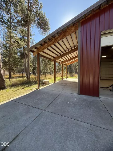 16829 Brenda Dr, Bend, OR 97707 photo 8