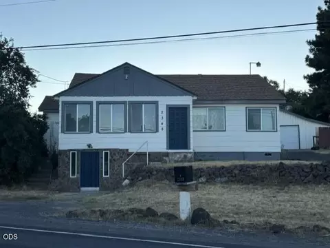 2348 Greensprings Dr, Klamath Falls, OR 97601